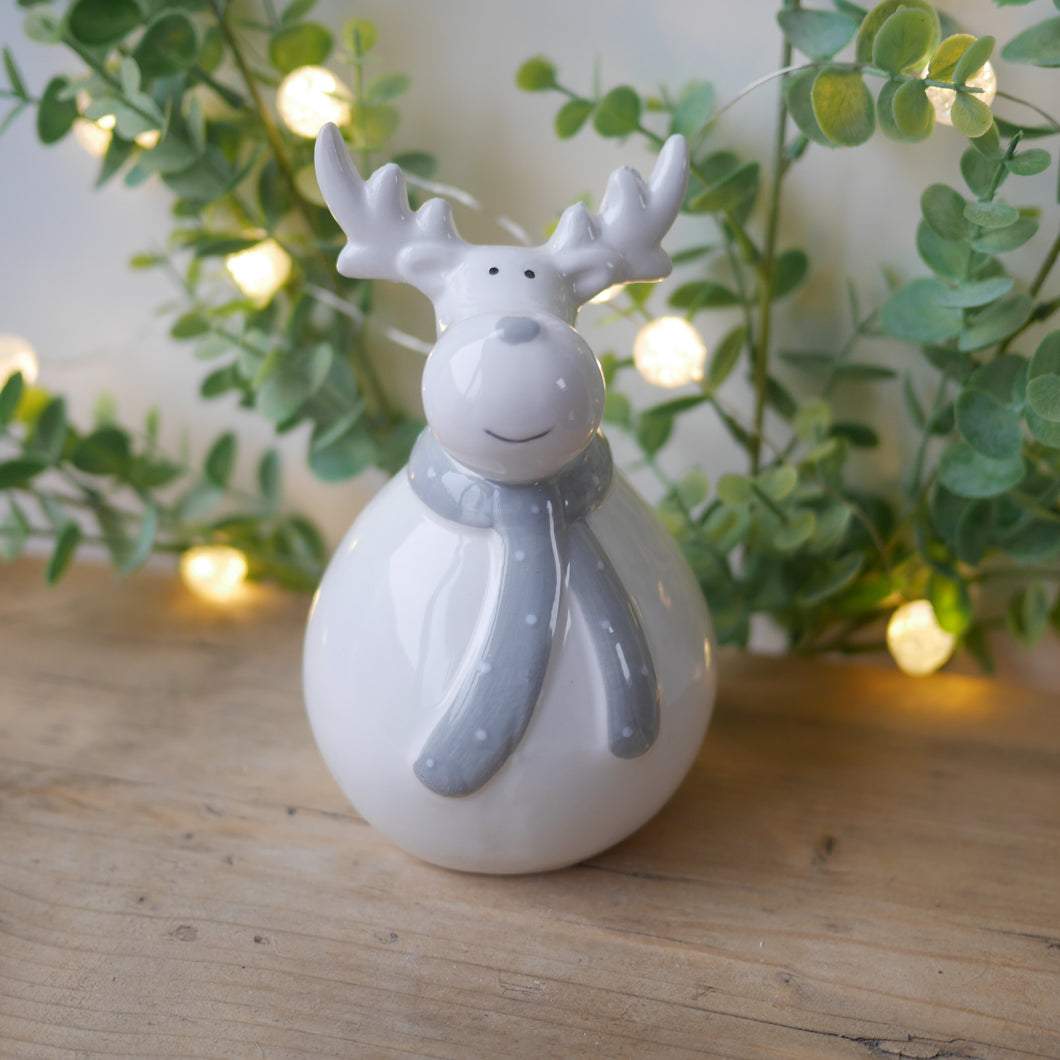 Plump Grey Scarf Reindeer, Large 14 cm & Medium 11 cm, Christmas Ornament, Cute Reindeer