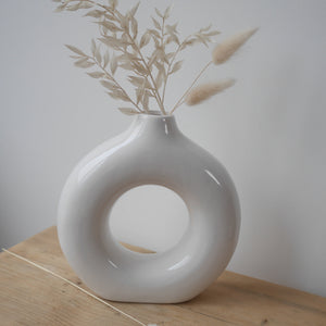 Modern Nordic Donut Vase 18cm | Decorative Home Decor | Nordic Vase | Dried Flower Off White Vase | Minimalist Ceramic Vase