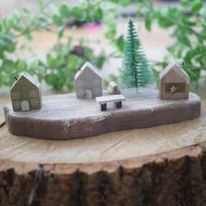 House Scene with Tree Decoration 18cm | Christmas Scene | Christmas Decoration| Scandi Scene